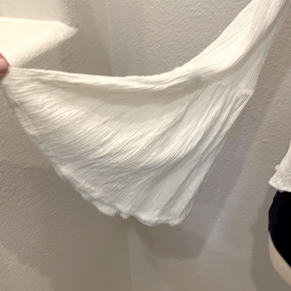 American Eagle Outfitters Tie-Front Blouse - Picture 3 of 4